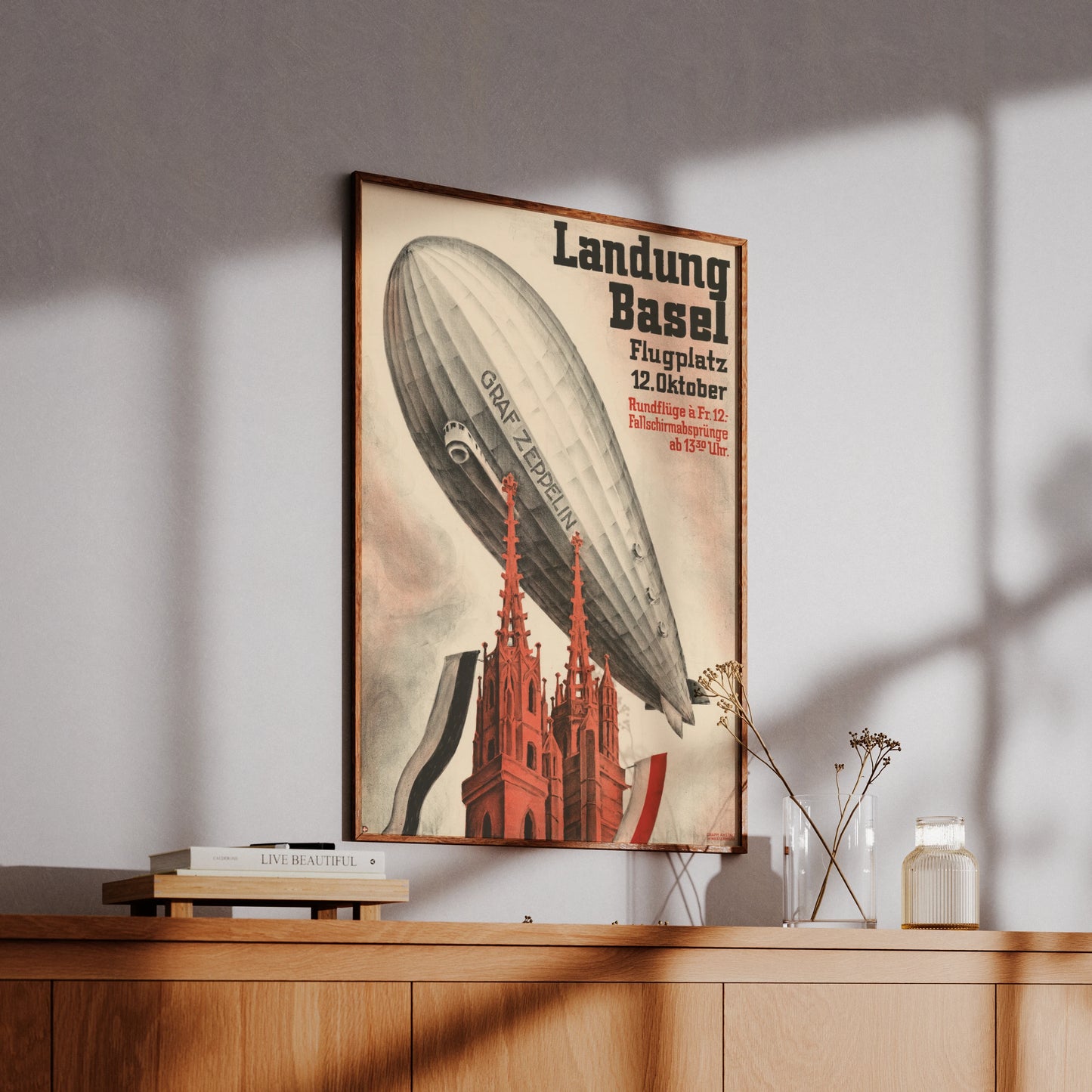 Werbeplakat zur Landung des Zeppelins in Basel am 12. Oktober 1930 mit Schweizer Flagge.