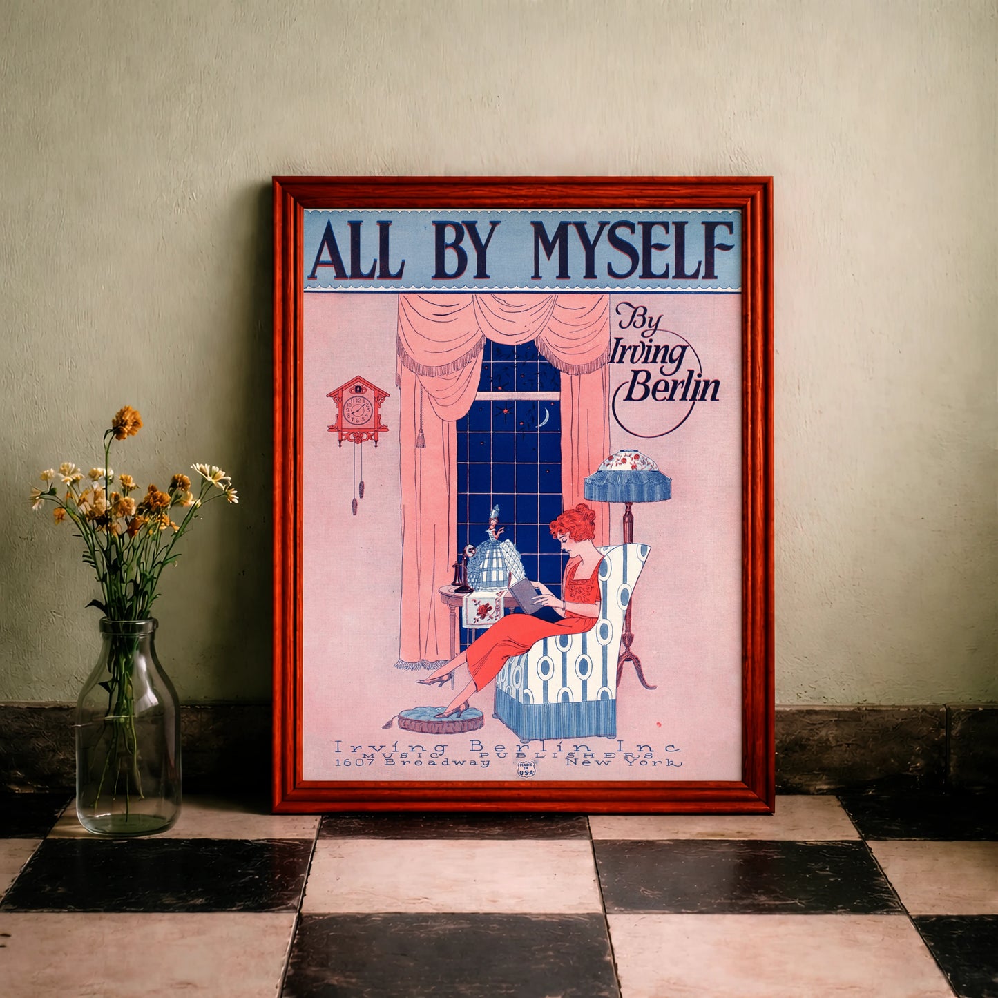 Vintage Poster All By Myself 1921 Illustration mit einer lesenden Frau im Sessel.