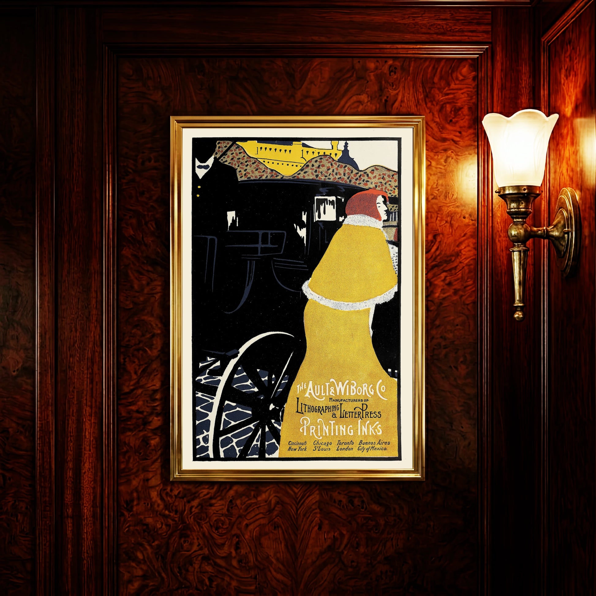 Vintage-Werbeplakat von Ault & Wiborg zeigt eine Frau in einem leuchtend gelben Cape neben einer Kutsche.