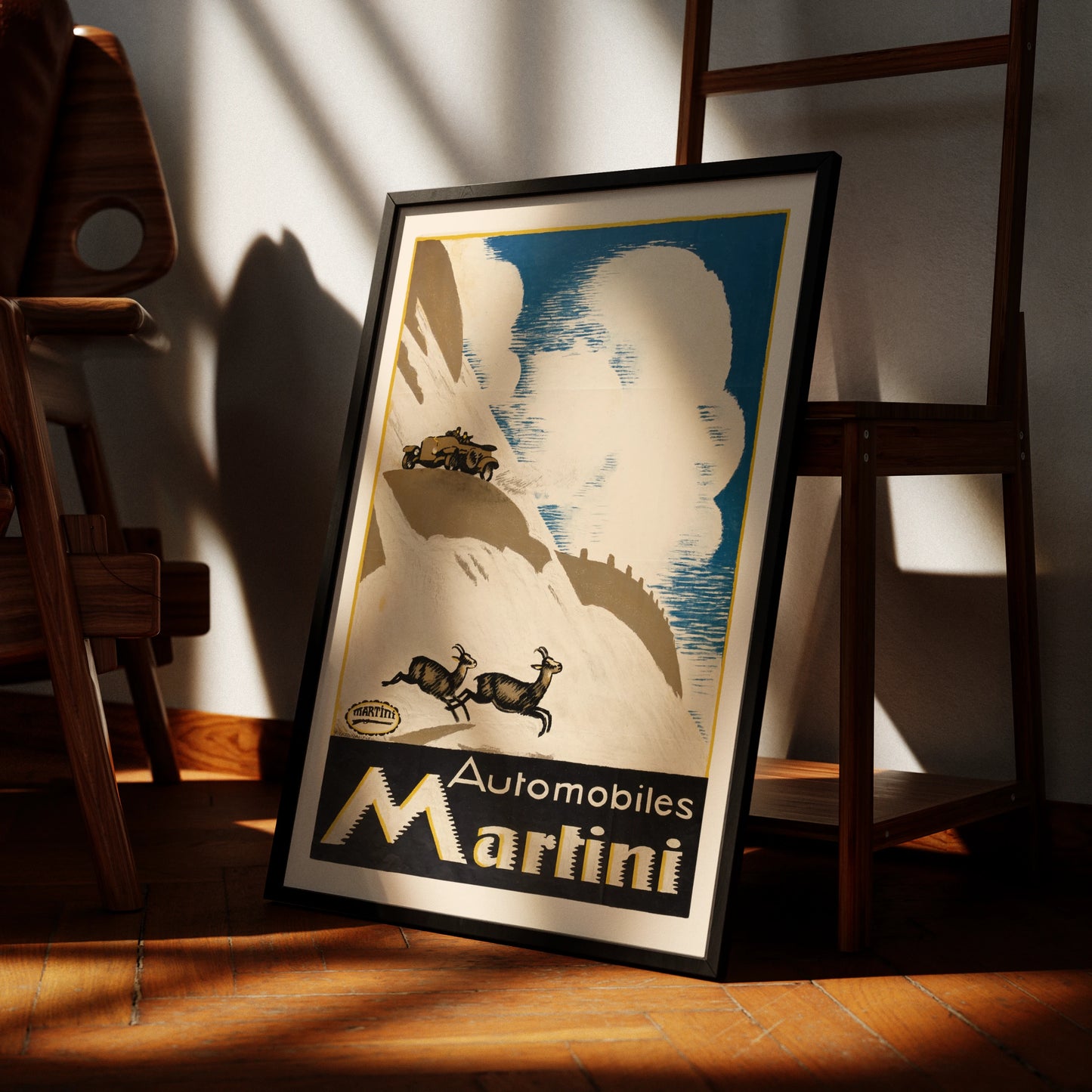 Vintage Poster Automobiles Martini von 1923 mit Auto auf Bergstraße und flüchtenden Gämsen.