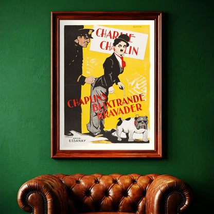 Vintage schwedisches Filmplakat mit Charlie Chaplin und einer Bulldogge in Gelb.