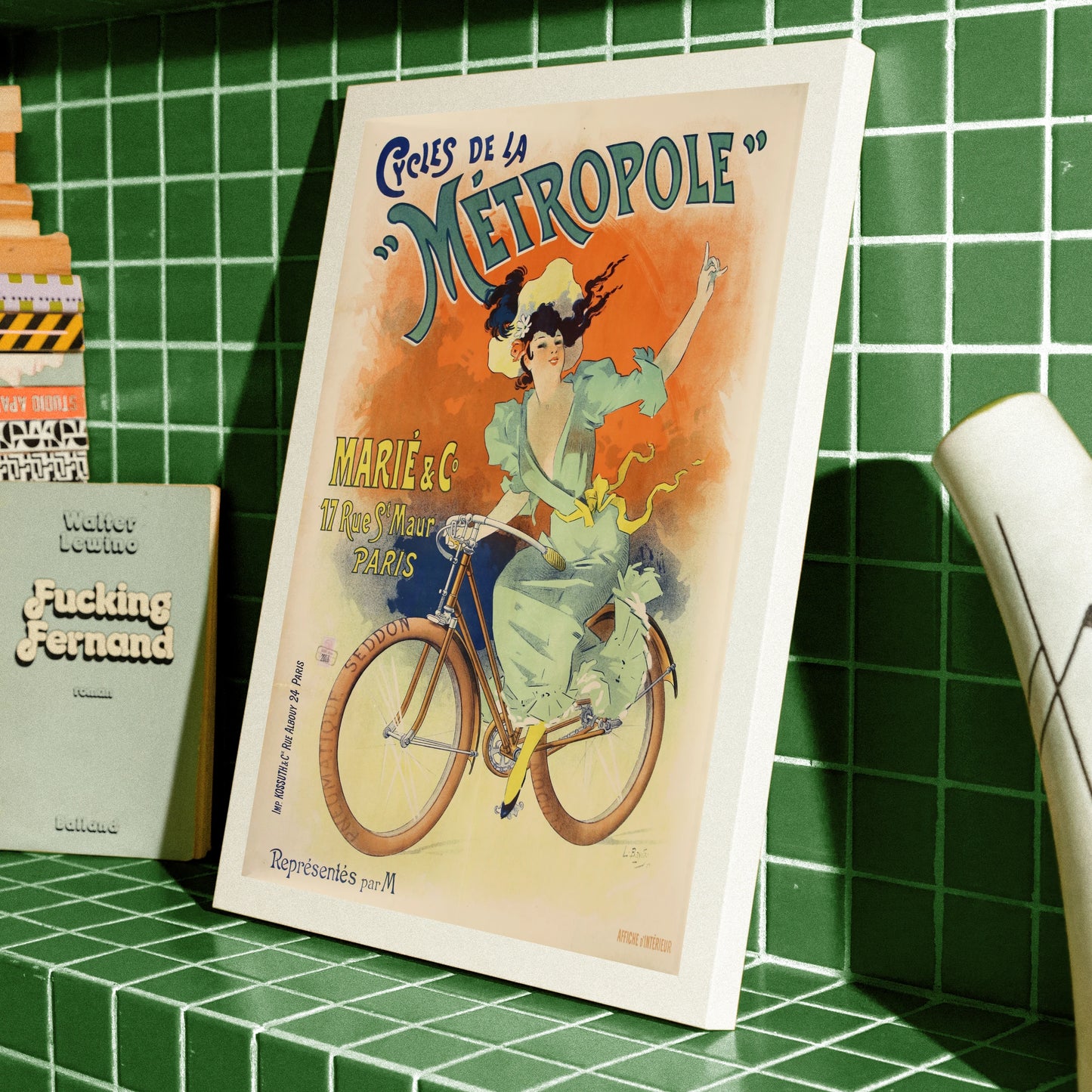 Vintage Werbeplakat 'Cycles de la Métropole' von 1893 zeigt eine Frau auf einem Fahrrad.