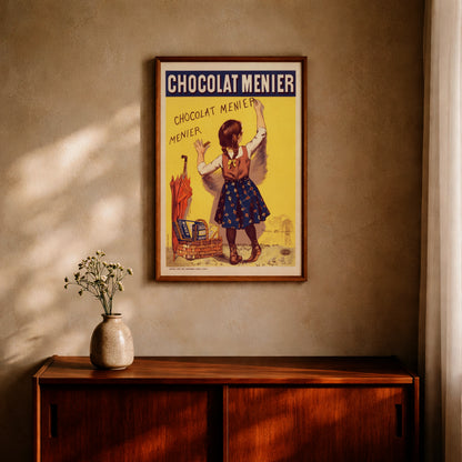 Vintage Werbegrafik für Chocolat Menier von Künstler Firmin Bouisset mit gelbem Hintergrund.