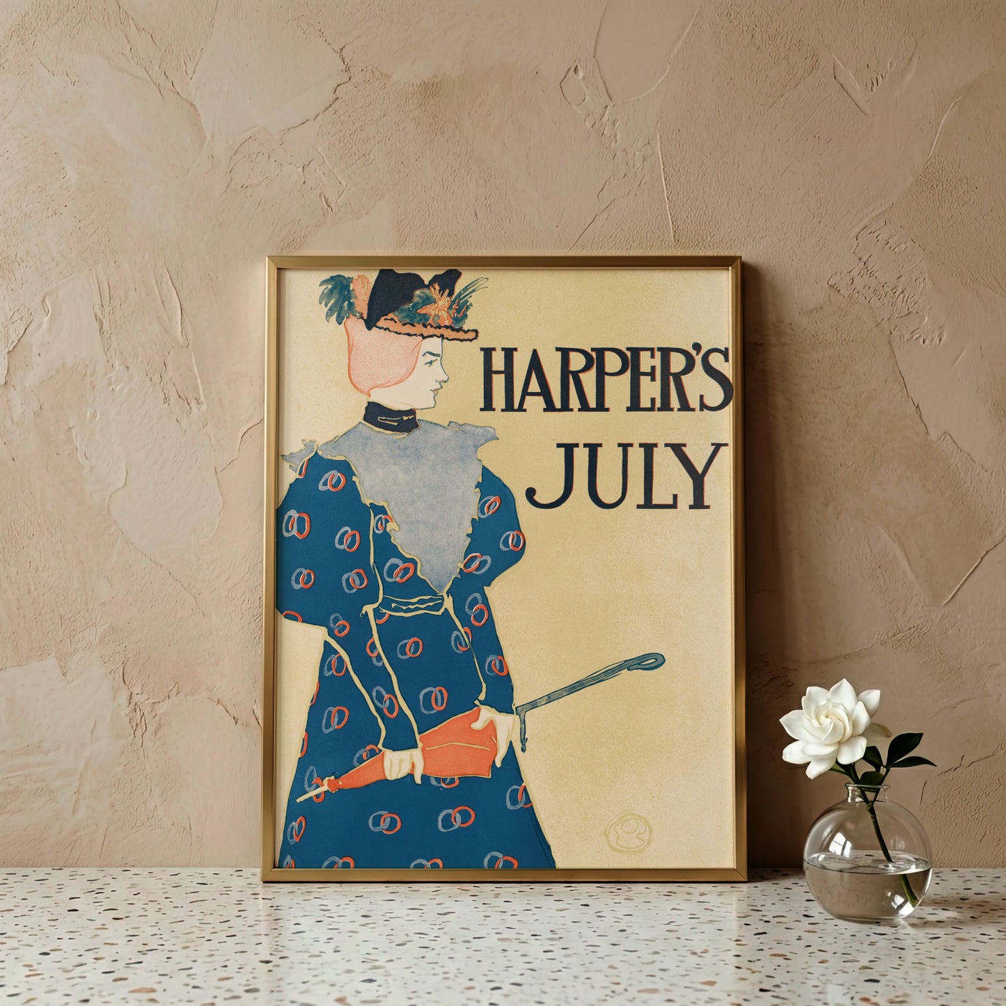 Nahaufnahme der Typografie 'Harper's July' auf einem historischen Magazincover-Kunstdruck.