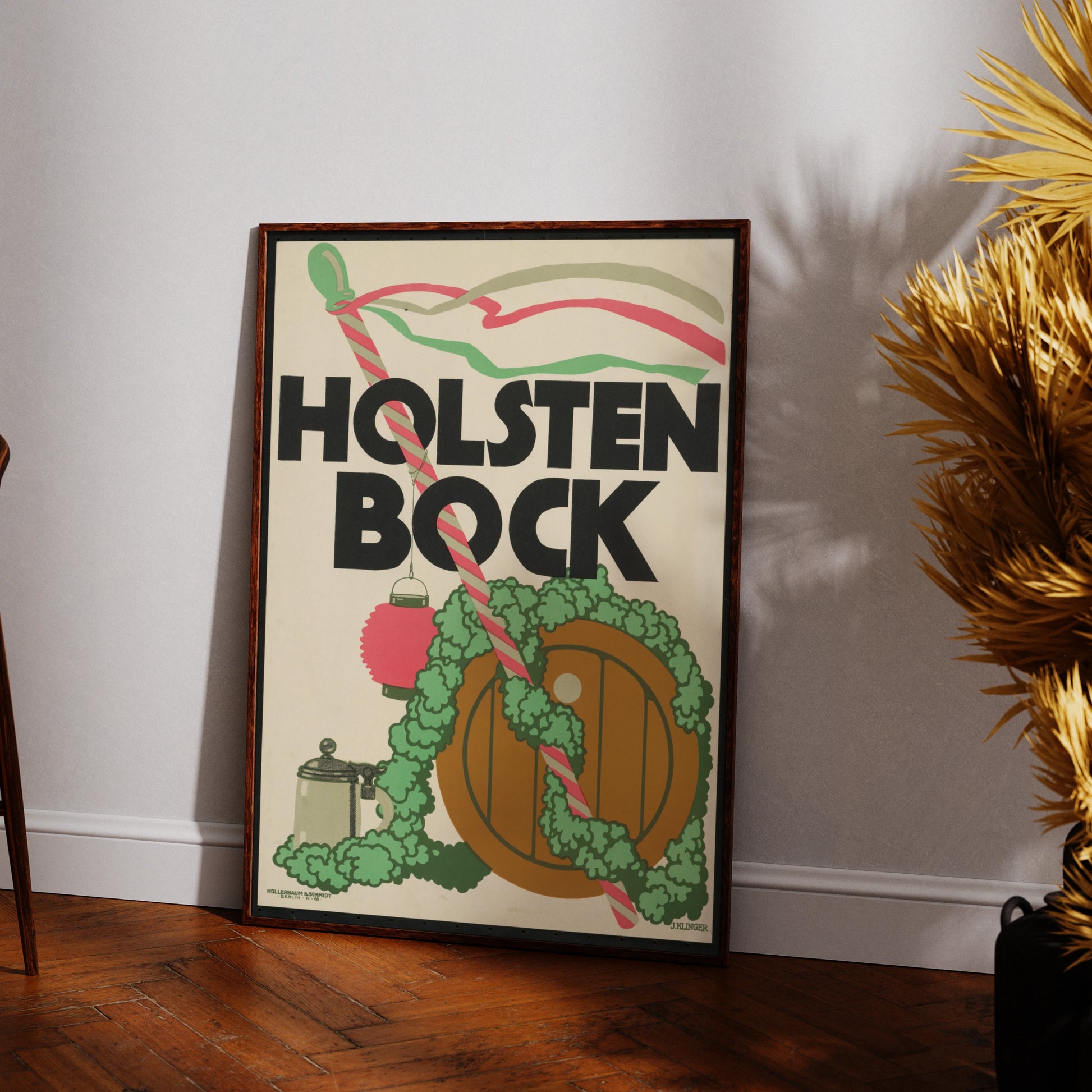 Vintage Bierplakat Holsten Bock von Julius Klinger aus dem Jahr 1910 mit Fass und Krug.