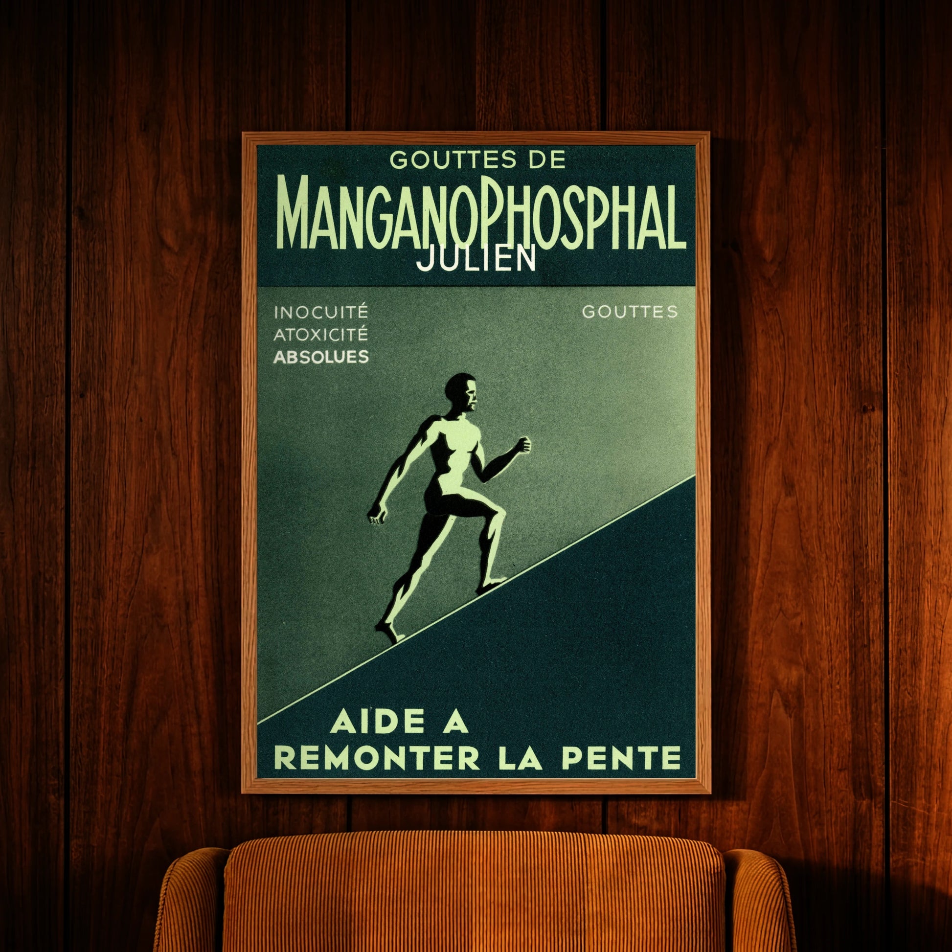 Ein grünes Art-Déco-Poster zeigt eine athletische Silhouette, die einen Hang hinaufsteigt.