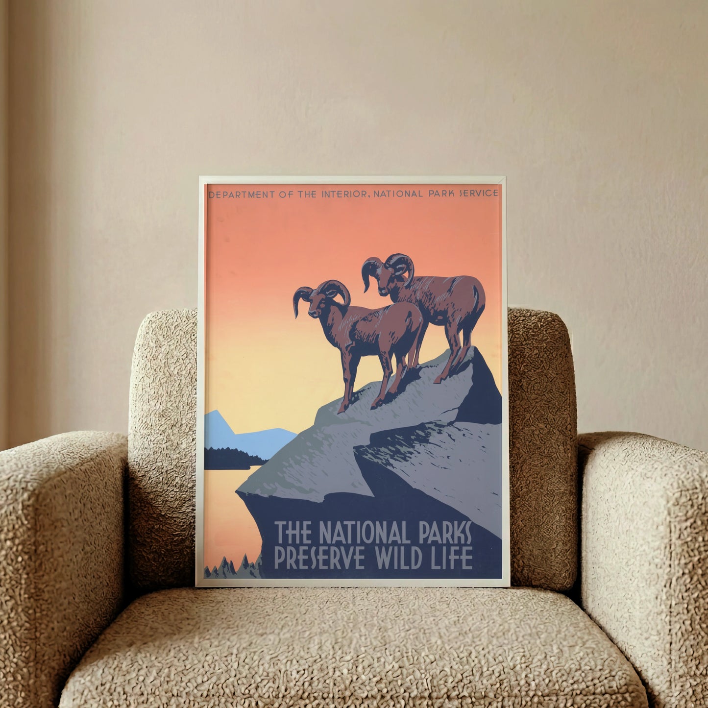 WPA Poster Illustration von J. Hirt zeigt National Parks Wild Life in warmen Farbtönen.