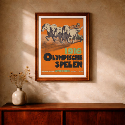 Werbeplakat für die Olympischen Spiele 1916 in Amsterdam mit markanter Typografie.